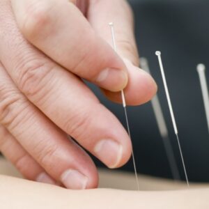 Valpreventie bij ouderen: hoe fysiotherapie ongelukken voorkomt
